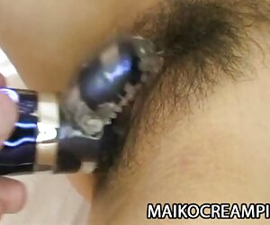Tavuk masumiyet porn sevişmeli komisyoncu bir seks İblis dönüştü