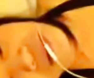 Güzel göğüsleri ve erotik sevişme porn kedi